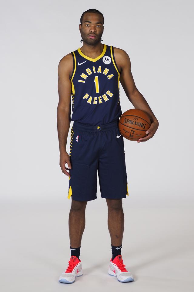 定了坚实的 定了坚实的